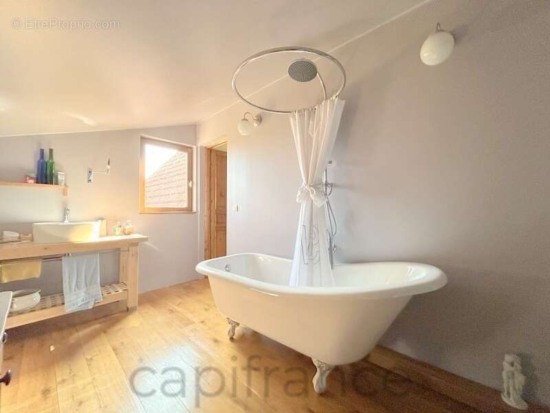 Maison à BEAULIEU-SUR-DORDOGNE