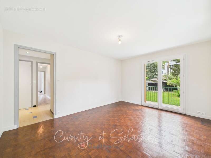 Appartement à SAINT-MARCEL