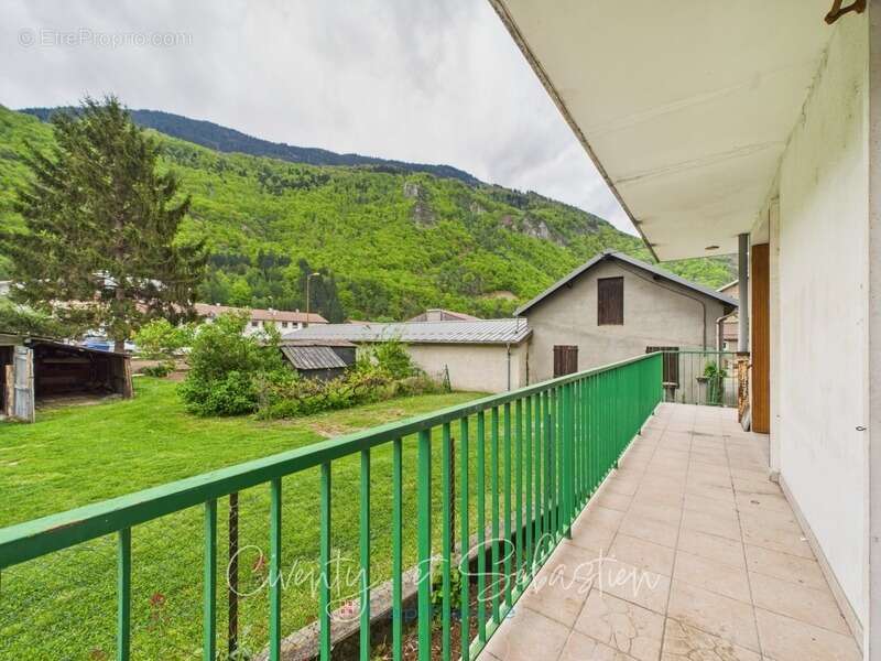 Appartement à SAINT-MARCEL