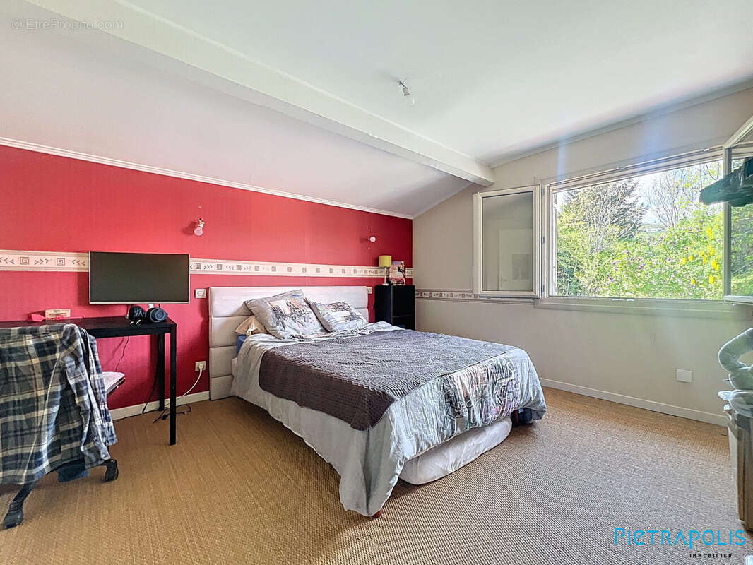 Maison à PIERRECLOS