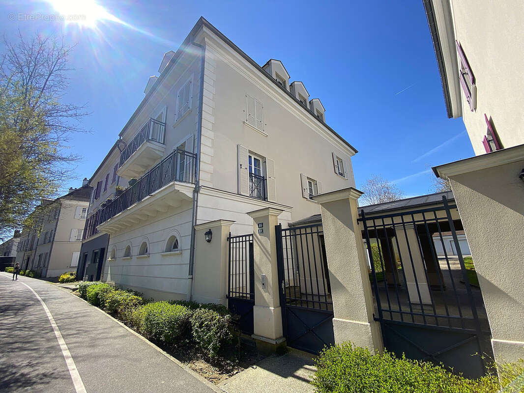 Appartement à MAGNY-LE-HONGRE