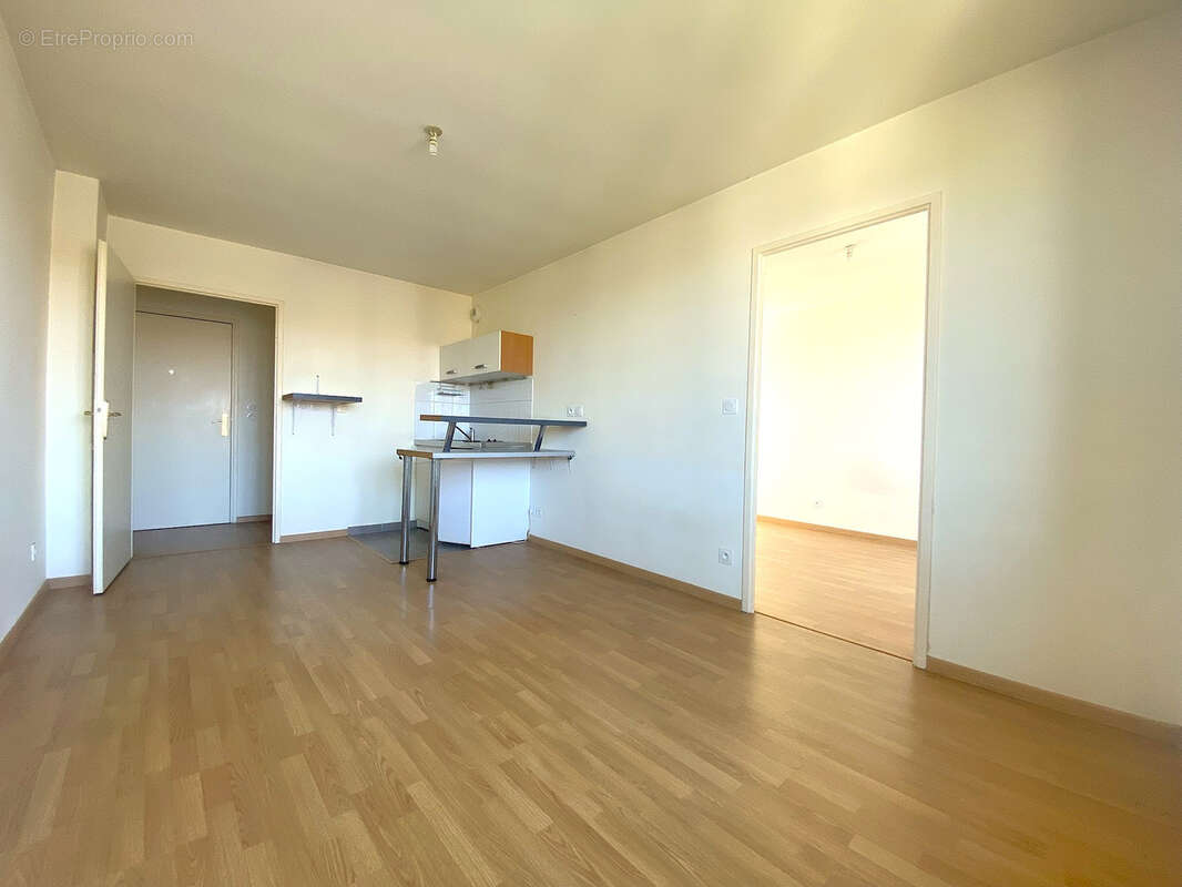 Appartement à MAGNY-LE-HONGRE