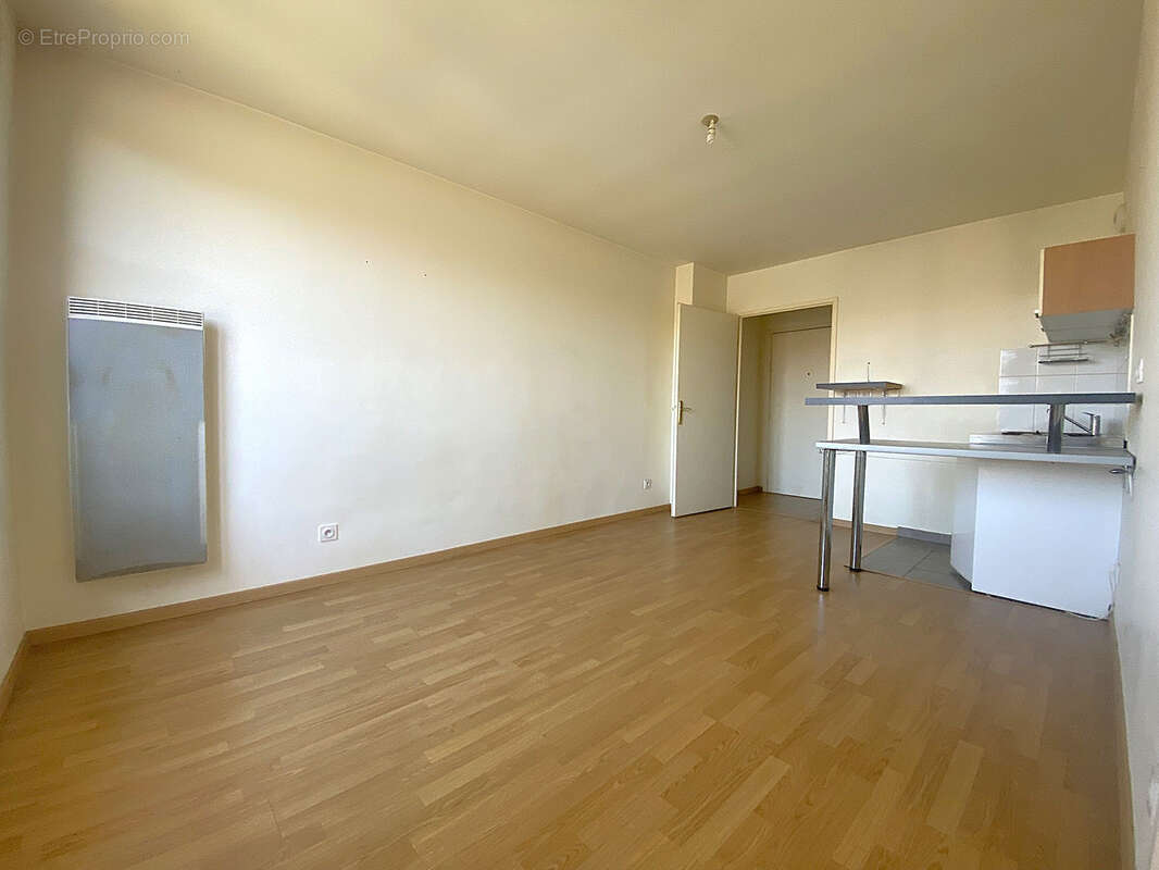 Appartement à MAGNY-LE-HONGRE