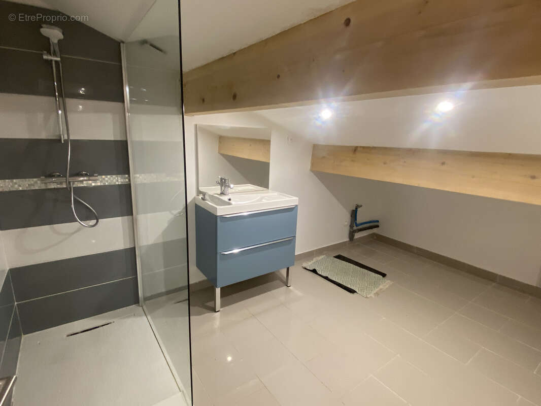 Maison à PARAY-VIEILLE-POSTE