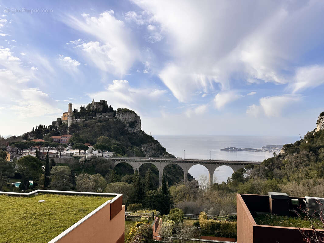 Appartement à EZE