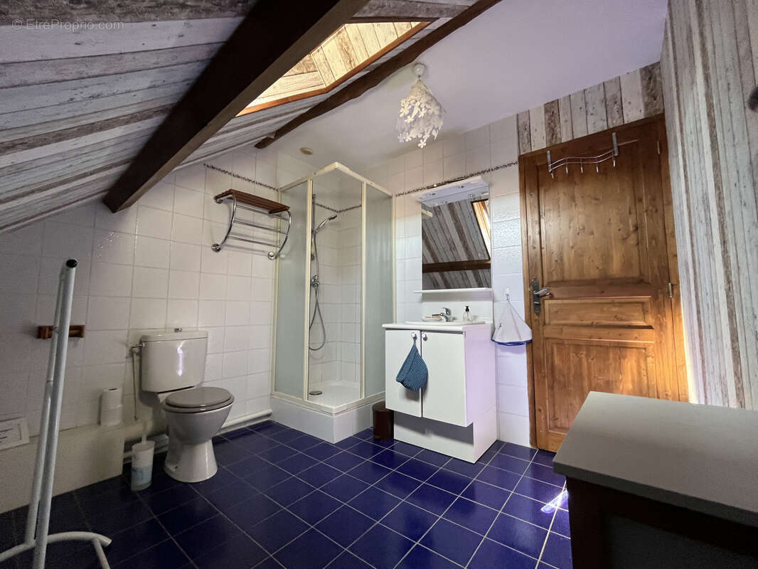 Maison à LA CHAPELLE-LA-REINE