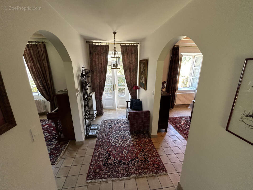 Maison à PEROLS-SUR-VEZERE