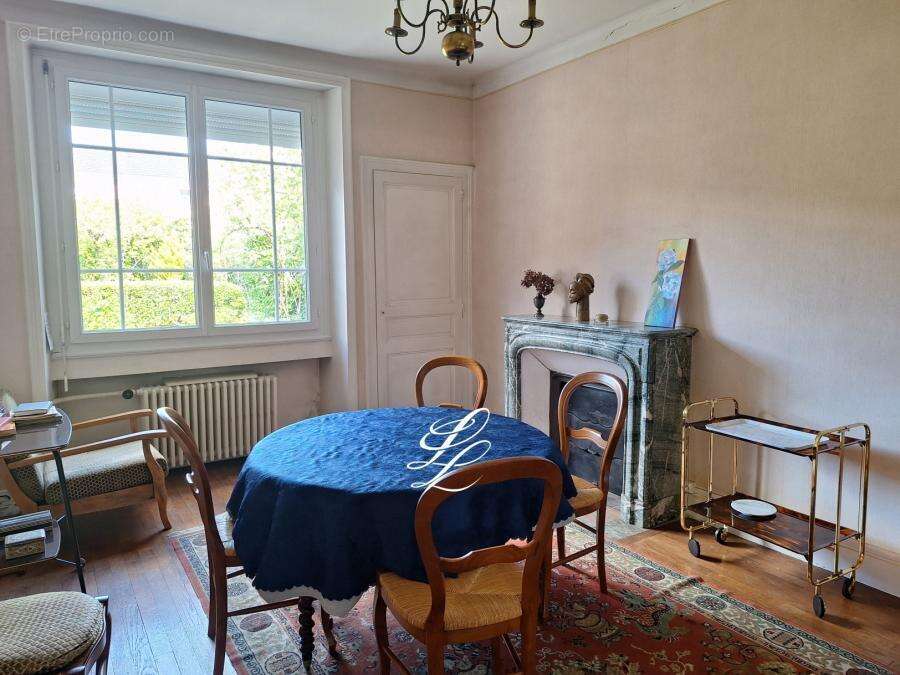 Maison à SABLE-SUR-SARTHE