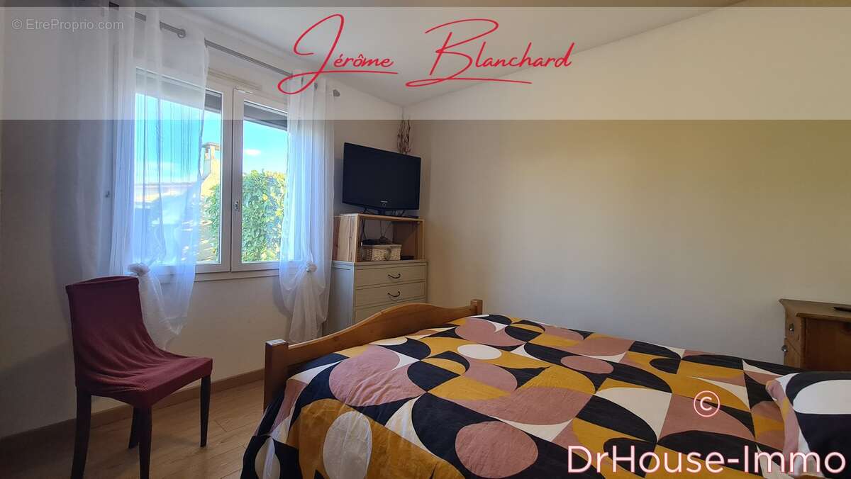 Maison à AMBARES-ET-LAGRAVE