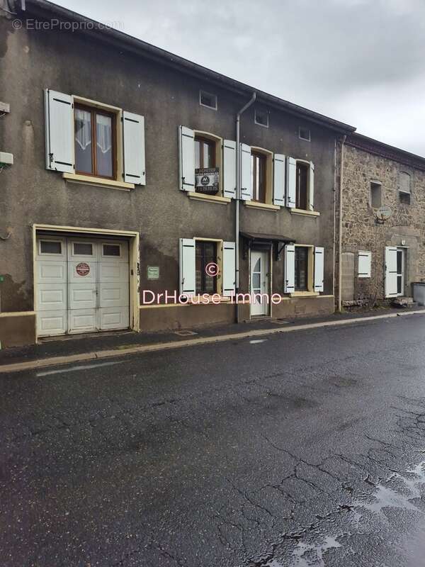 Maison à MONTFAUCON-EN-VELAY