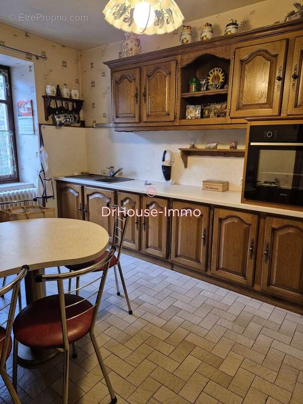 Maison à MONTFAUCON-EN-VELAY