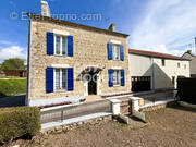 Maison à LAIZE-LA-VILLE