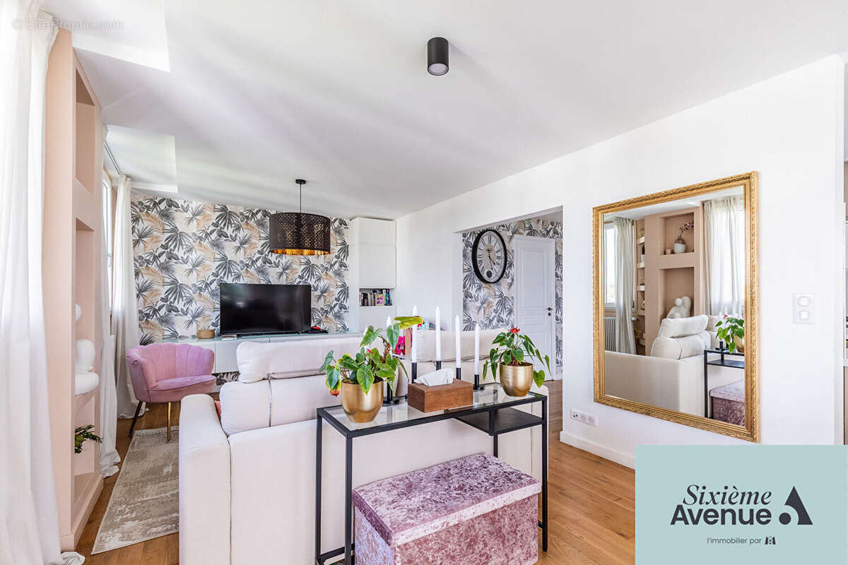 Appartement à CHILLY-MAZARIN