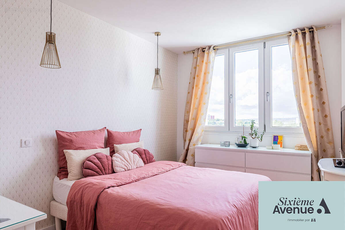 Appartement à CHILLY-MAZARIN