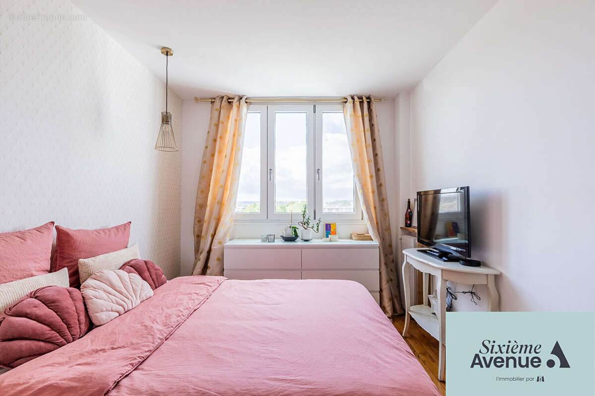 Appartement à CHILLY-MAZARIN