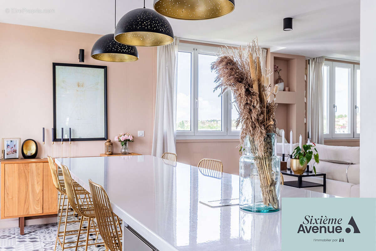 Appartement à CHILLY-MAZARIN