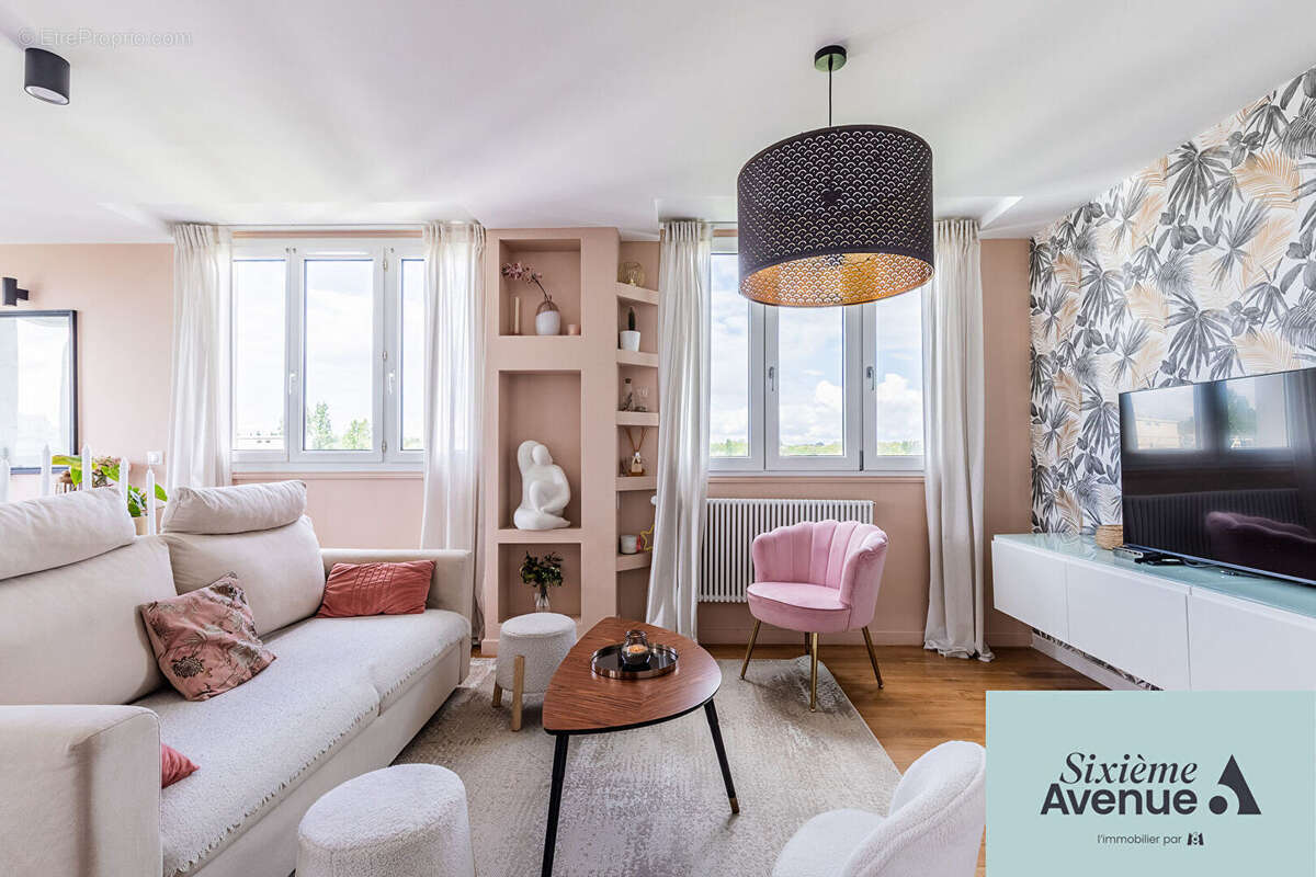 Appartement à CHILLY-MAZARIN