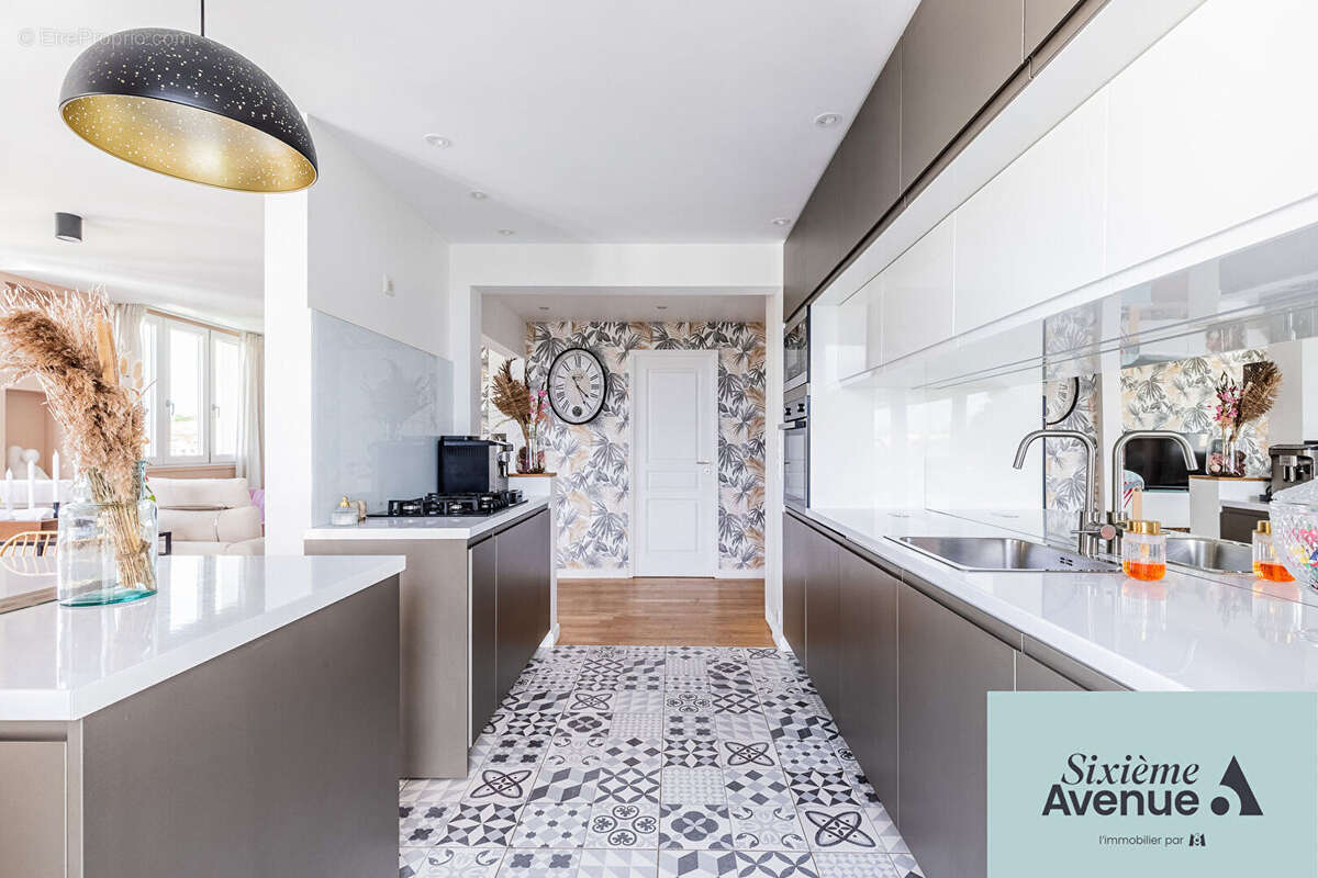 Appartement à CHILLY-MAZARIN