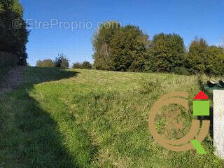 Terrain à LE PARCQ