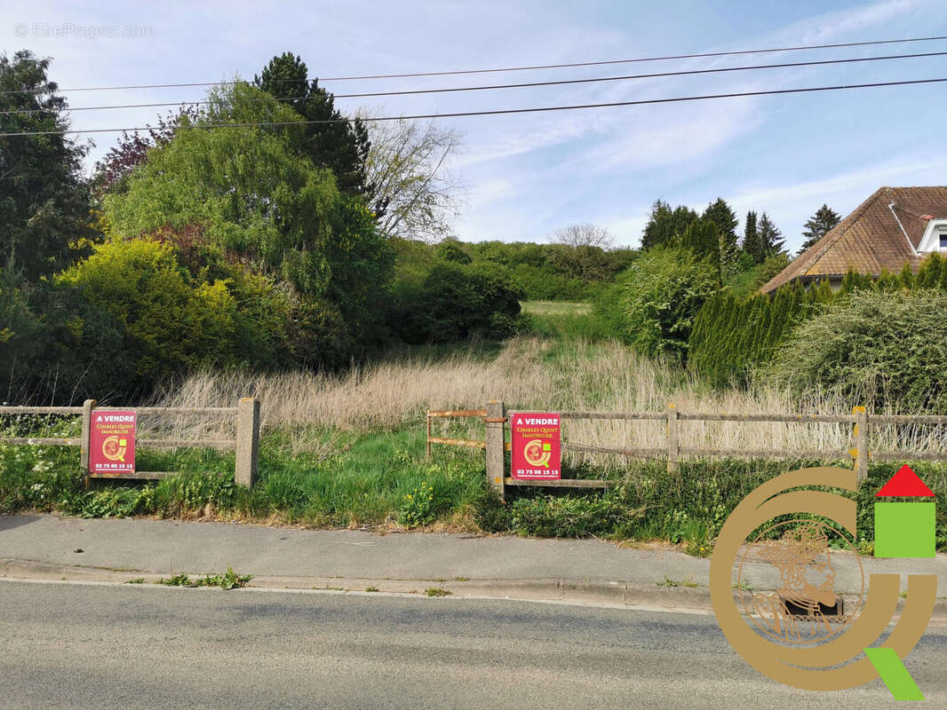 Terrain à HUBY-SAINT-LEU