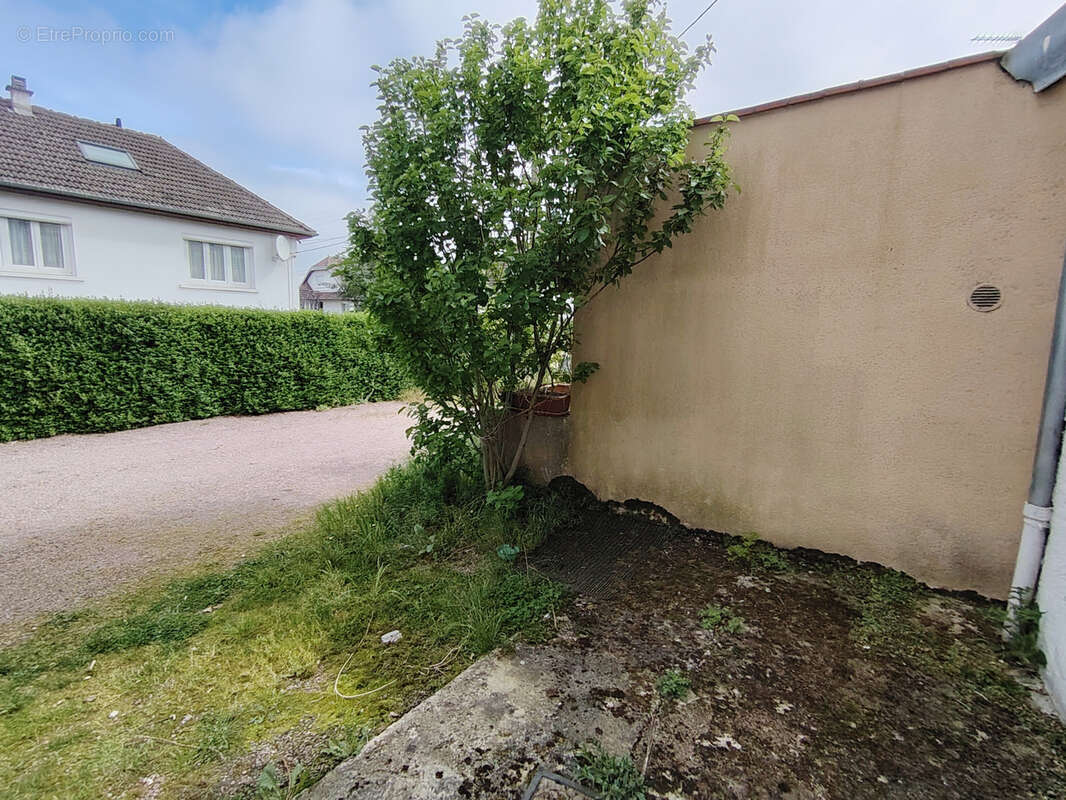 Appartement à MONDEVILLE