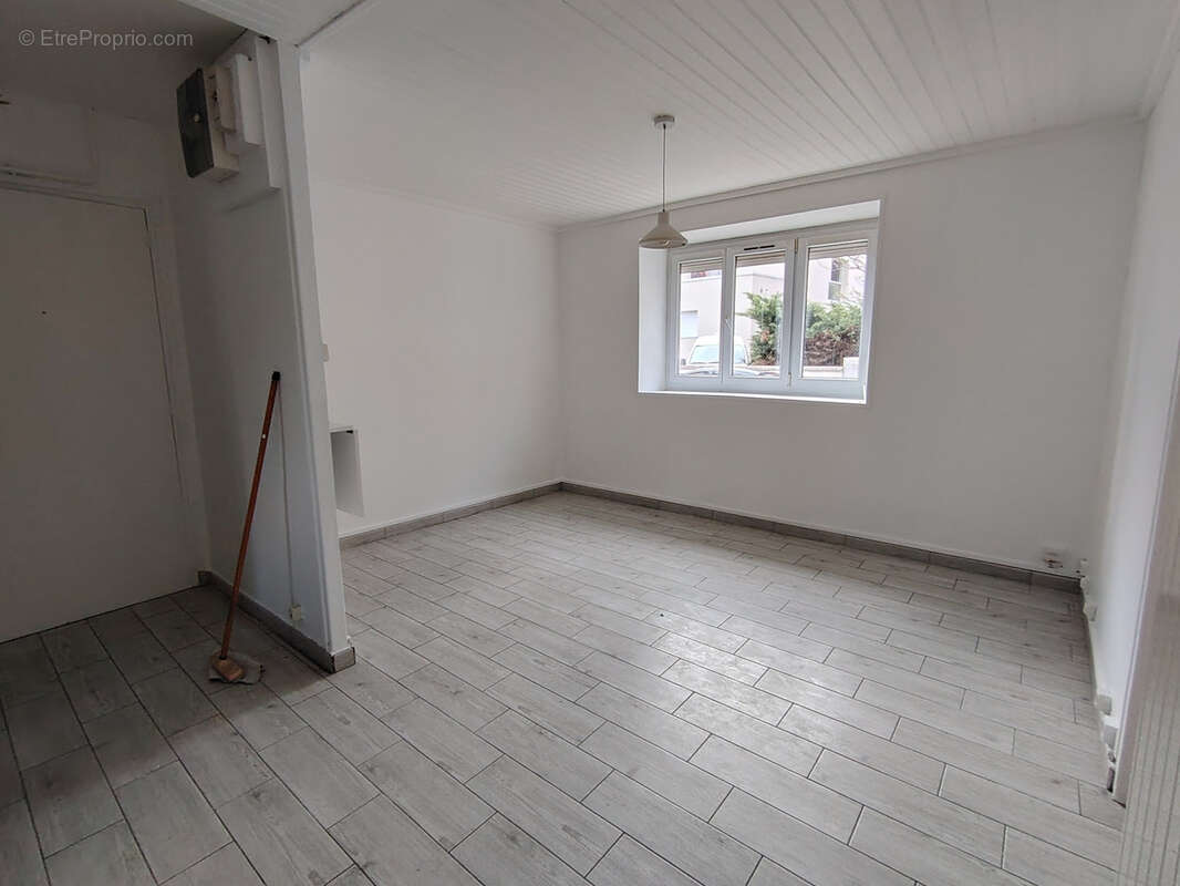 Appartement à MONDEVILLE