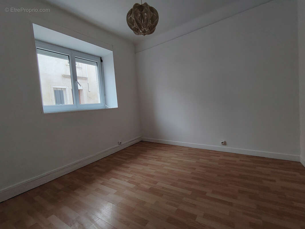 Appartement à MONDEVILLE