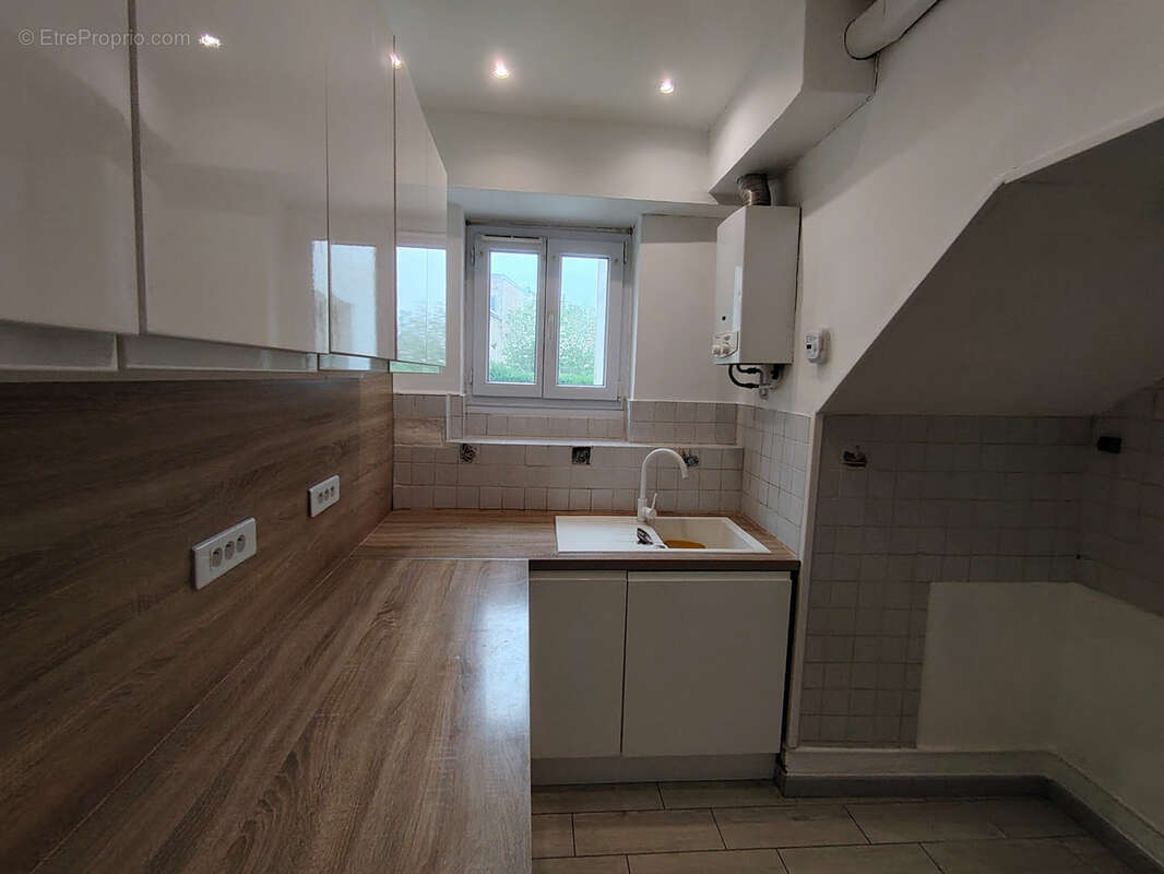 Appartement à MONDEVILLE