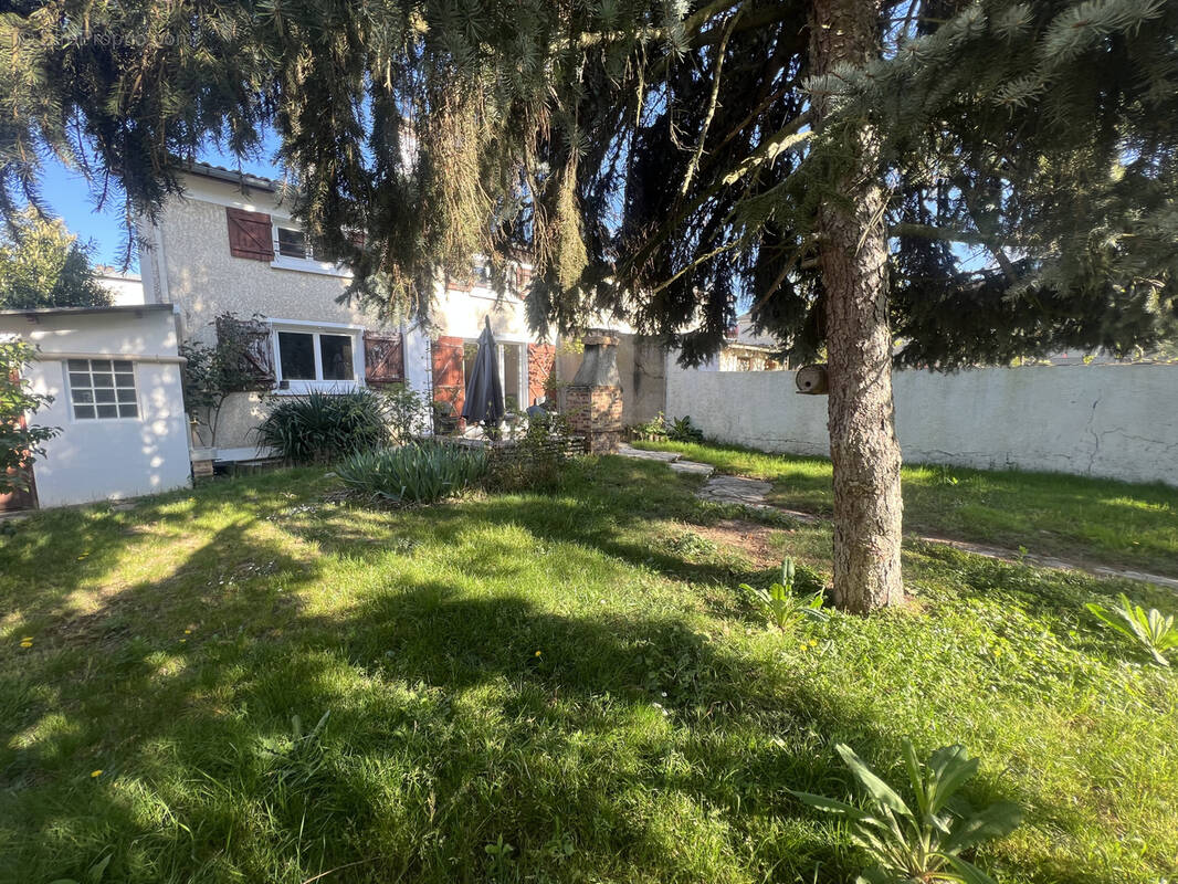 Maison à CHAMPIGNY-SUR-MARNE