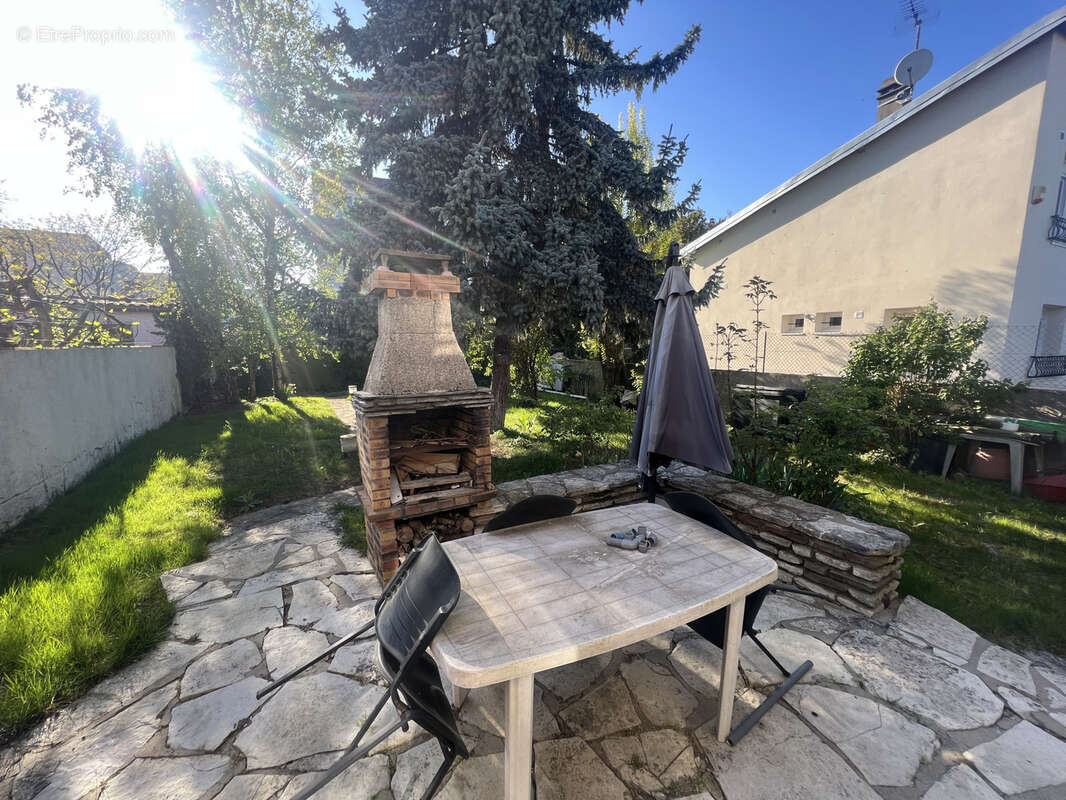 Maison à CHAMPIGNY-SUR-MARNE