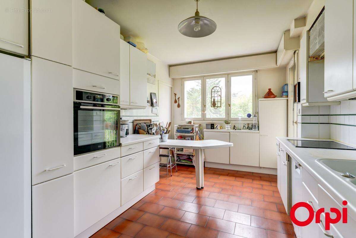 Appartement à CALUIRE-ET-CUIRE