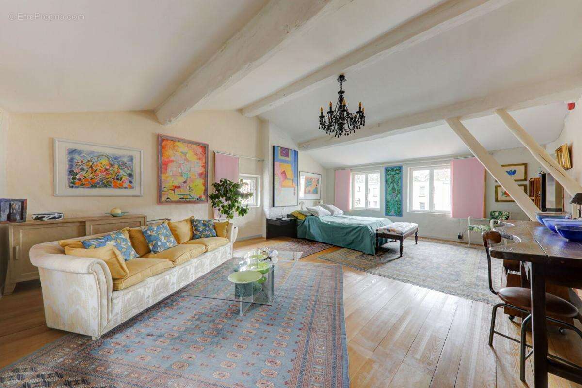 Maison à RILLIEUX-LA-PAPE