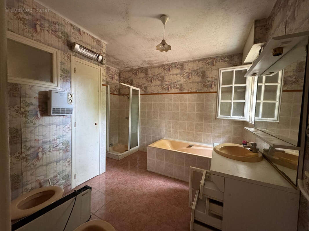 Maison à SAINT-GONNERY