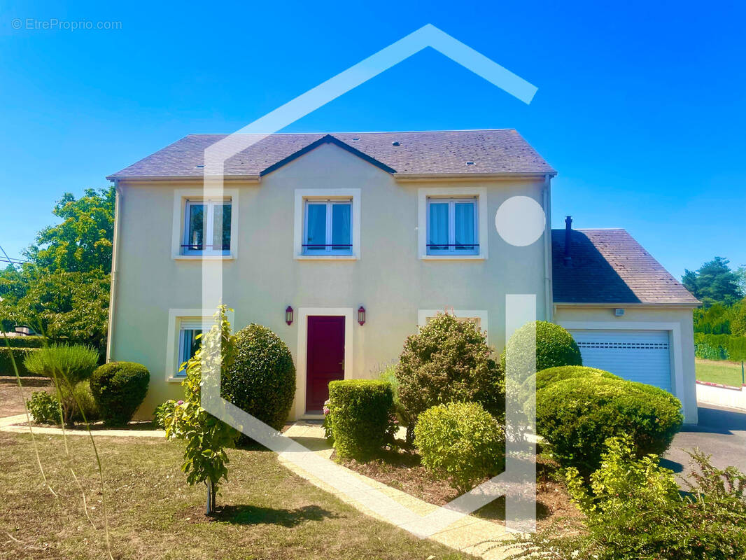 Maison à LA CHARITE-SUR-LOIRE