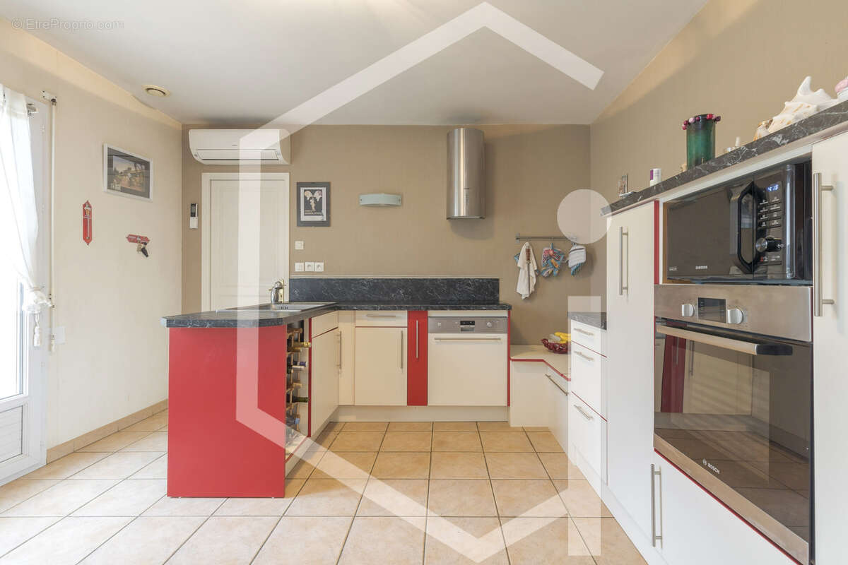 Maison à LA CHARITE-SUR-LOIRE