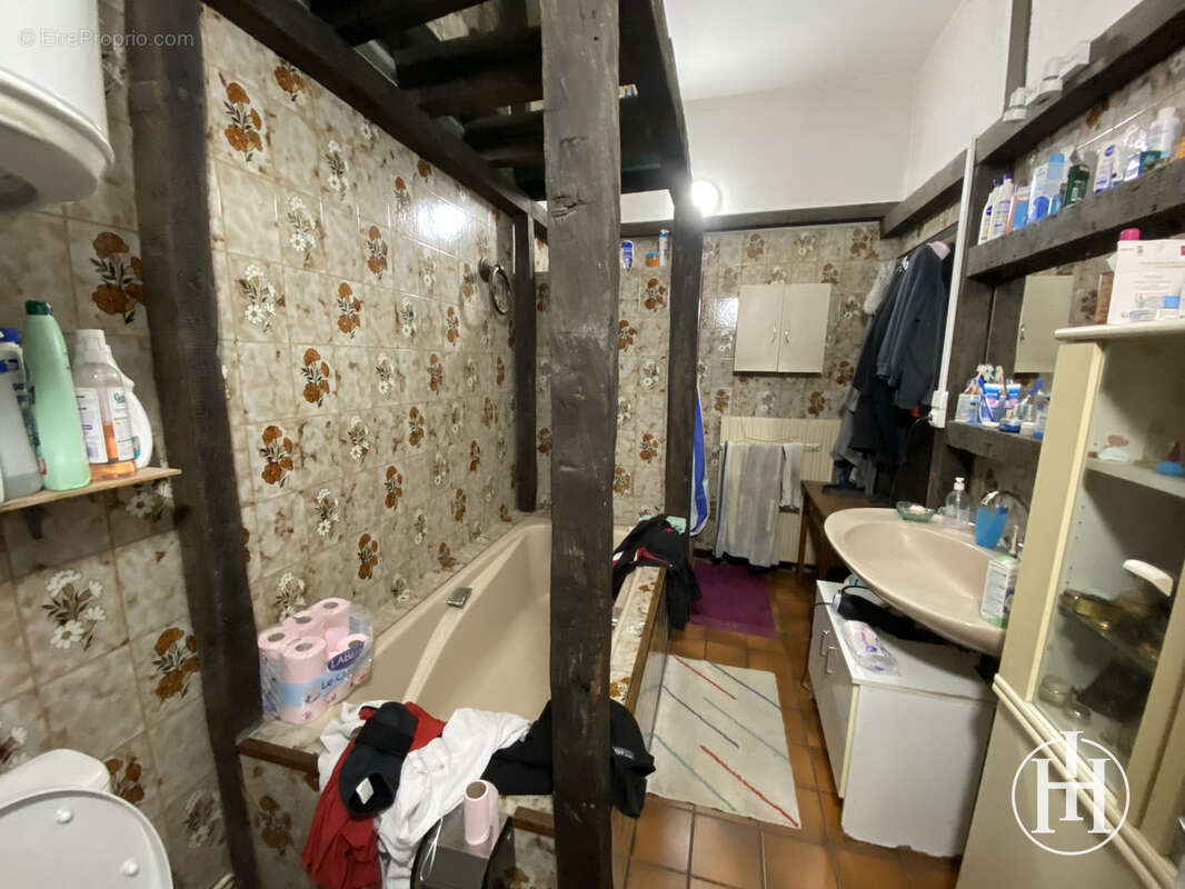 Appartement à SAINT-AMAND-MONTROND