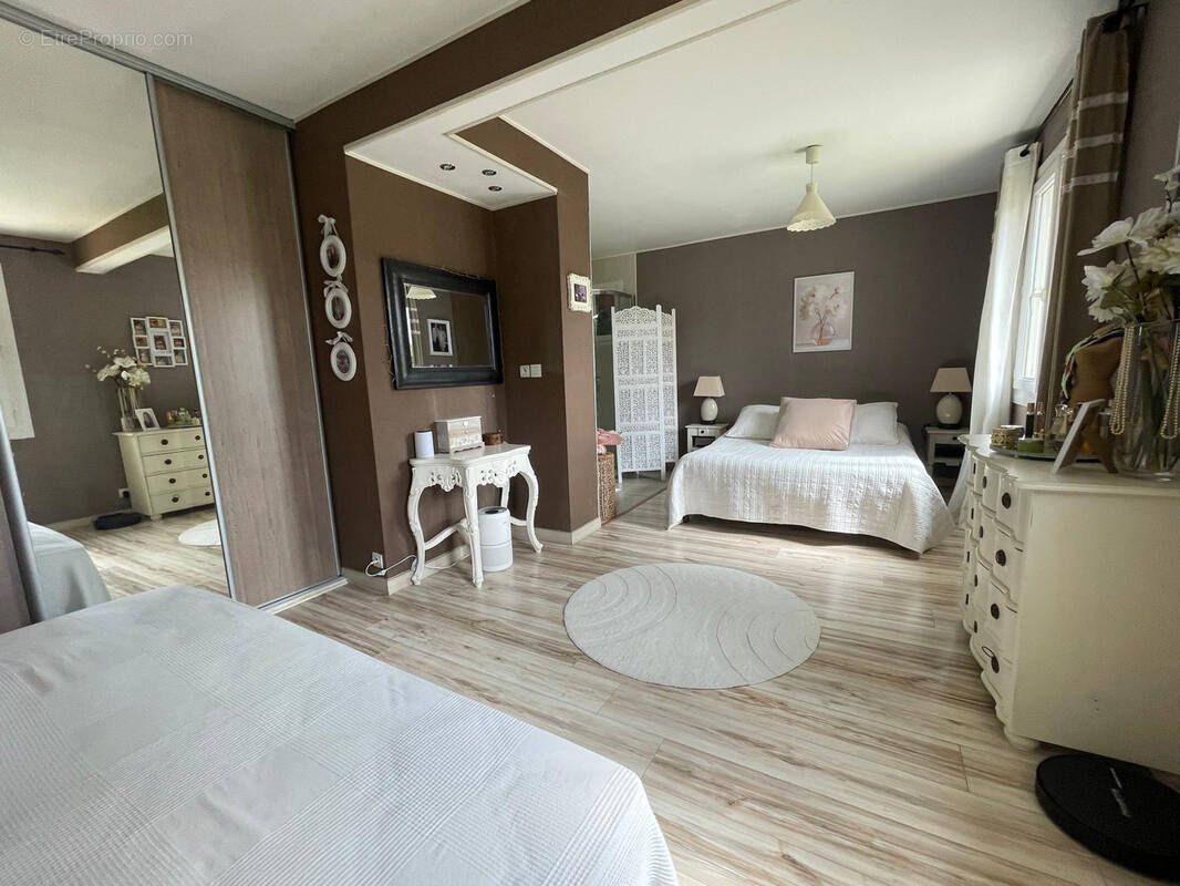 Maison à MITRY-MORY