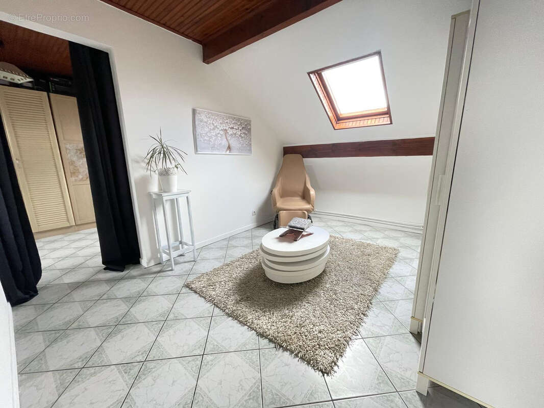 Maison à MITRY-MORY