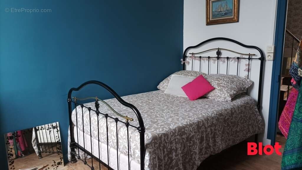 Maison à SAINT-AUBIN-DU-CORMIER