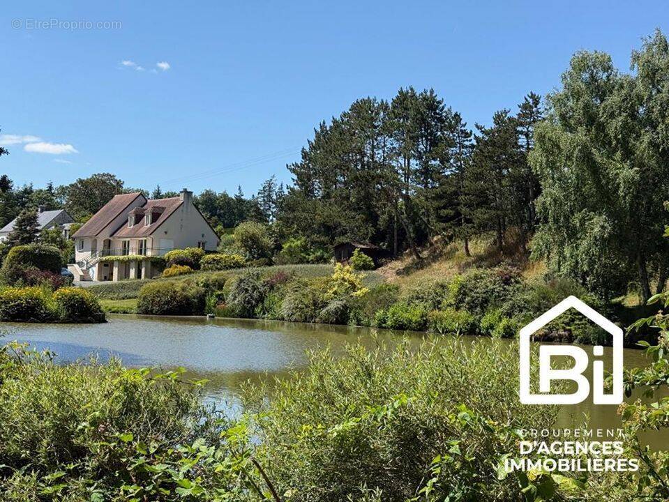 Maison à SAINT-GERMAIN-LANGOT