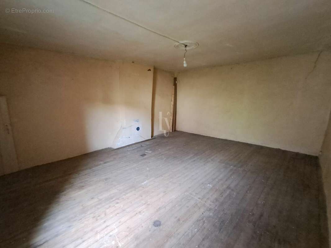 Maison à ORADOUR-SAINT-GENEST