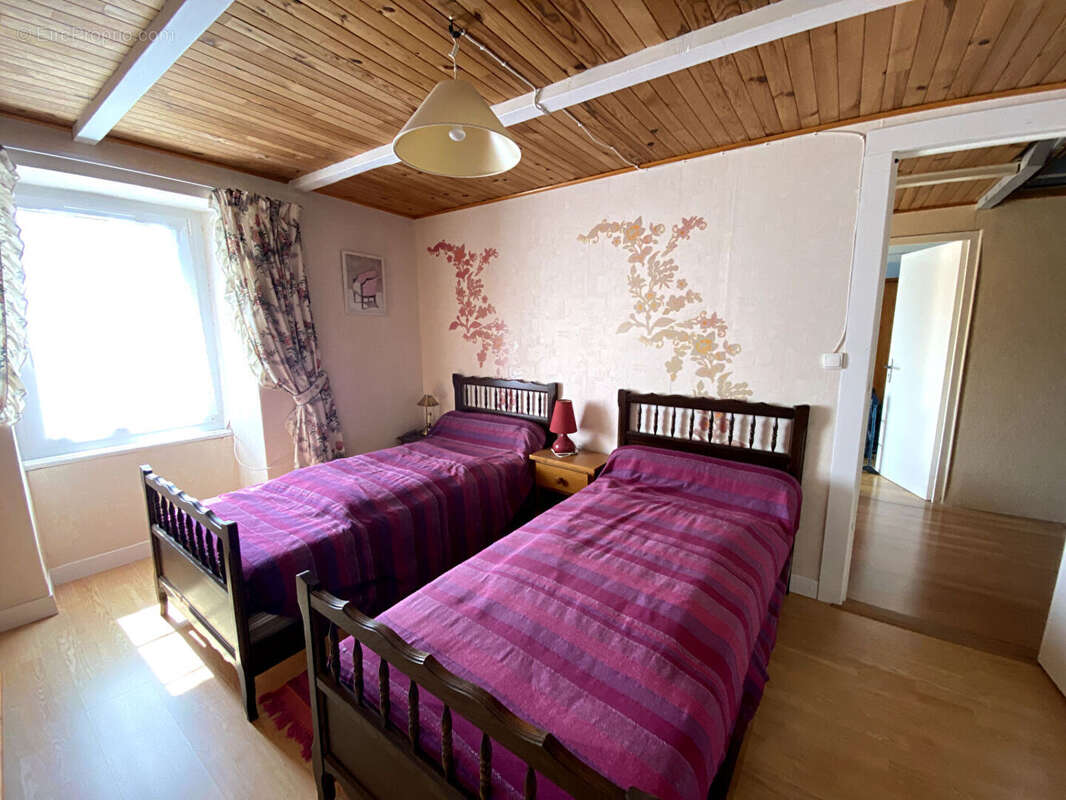 Maison à PLEYBER-CHRIST