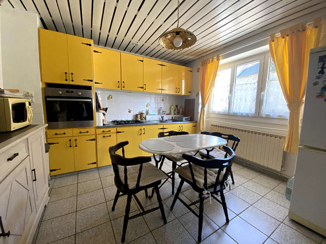 Maison à PLEYBER-CHRIST