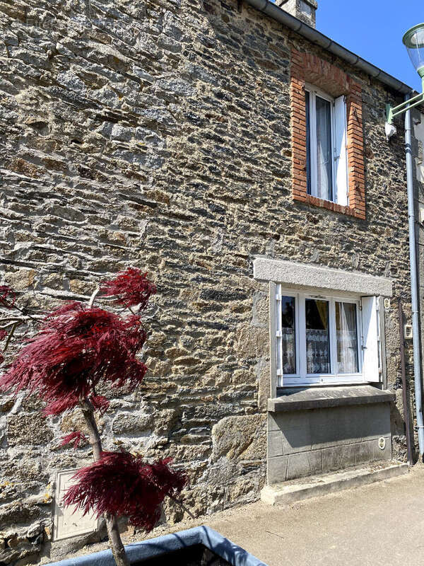 Maison à PLEYBER-CHRIST