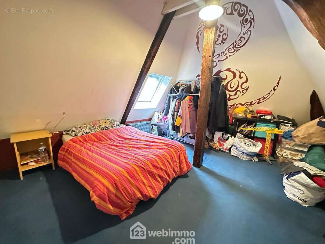 La première chambre de 10 m² - Appartement à LAON