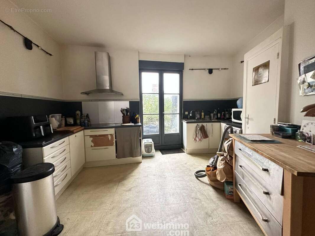 Vous disposez d&#039;un accès sur une terrasse - Appartement à LAON