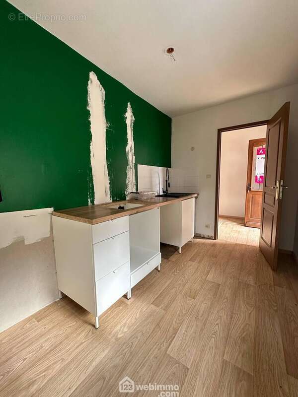 La cuisine à aménager selon vos envies - Maison à MAUREGNY-EN-HAYE