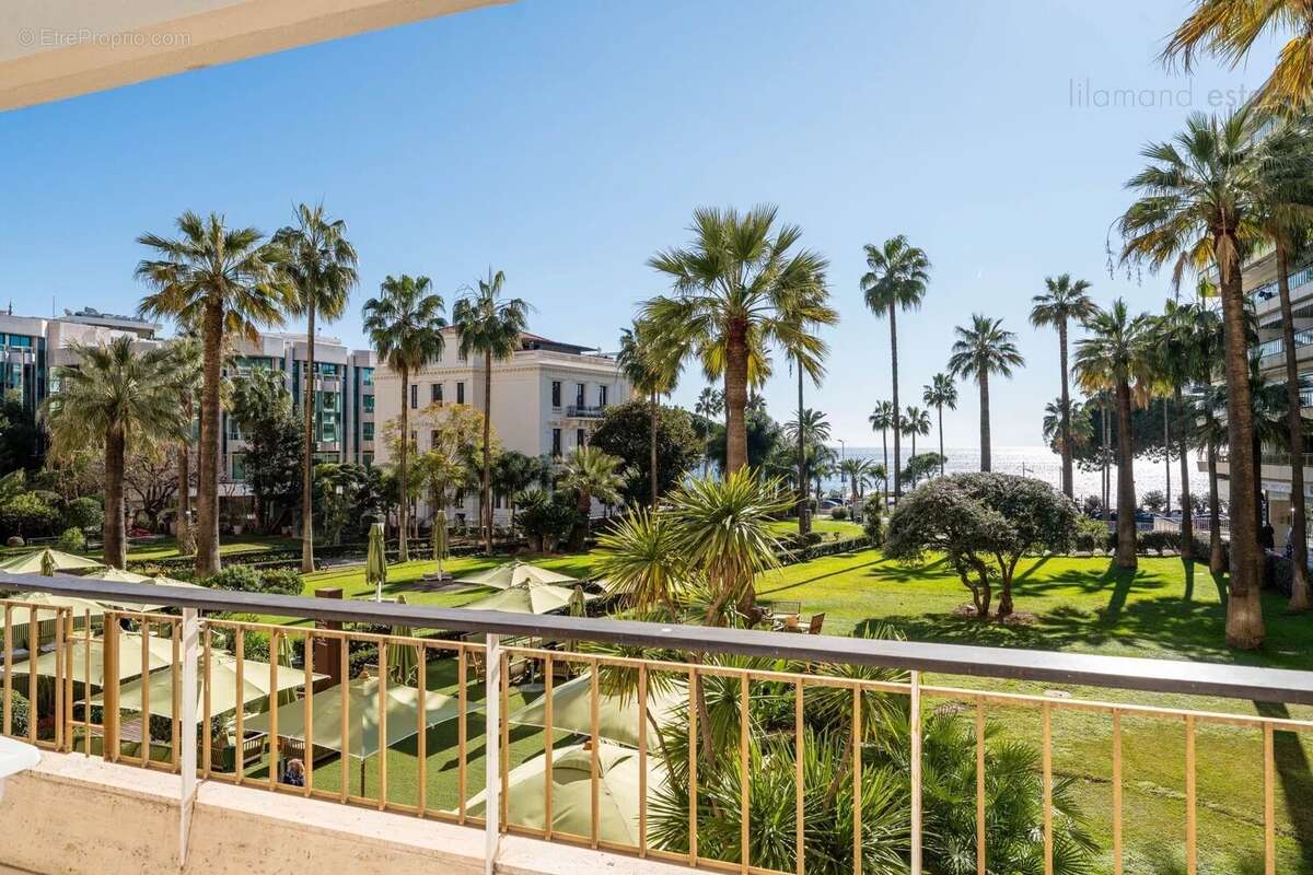 Appartement à CANNES