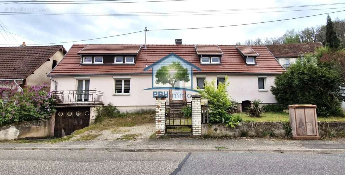 Maison à WINGEN-SUR-MODER