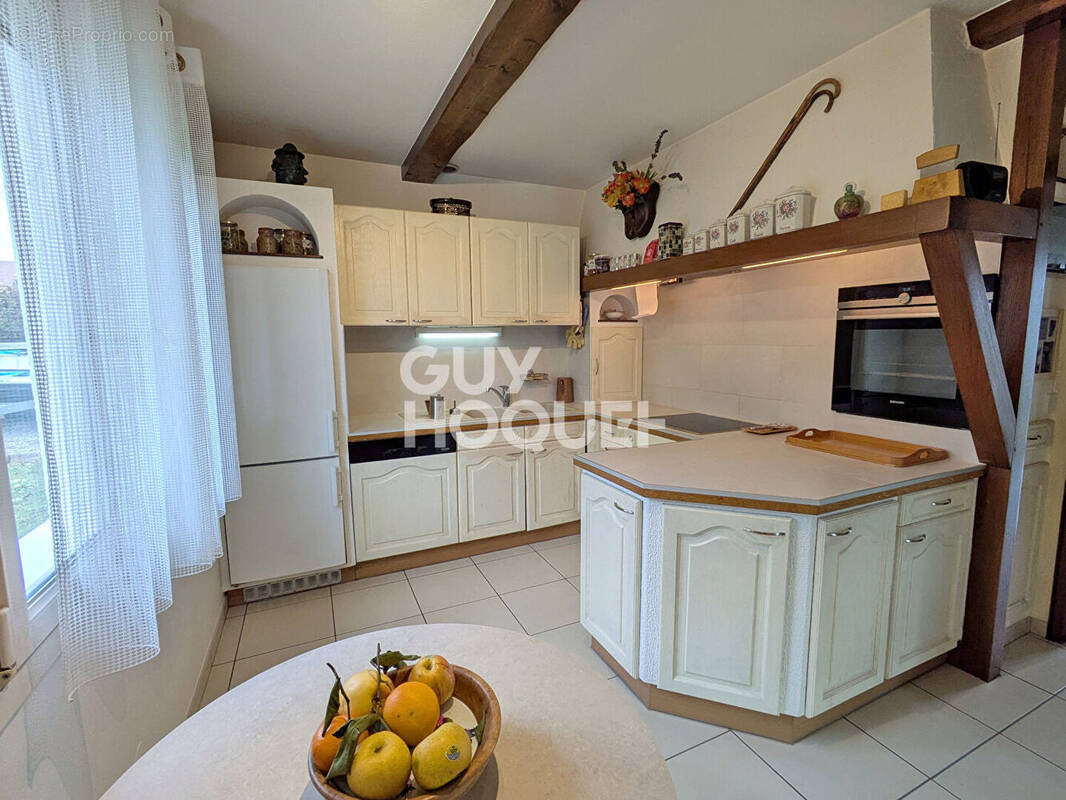 Maison à ECOLE-VALENTIN